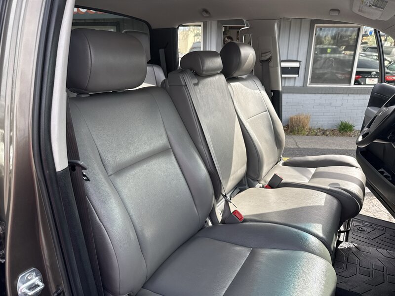 Used 2012 Toyota Tundra 4x4 Double Cab w/ Tow Pkg image 20
