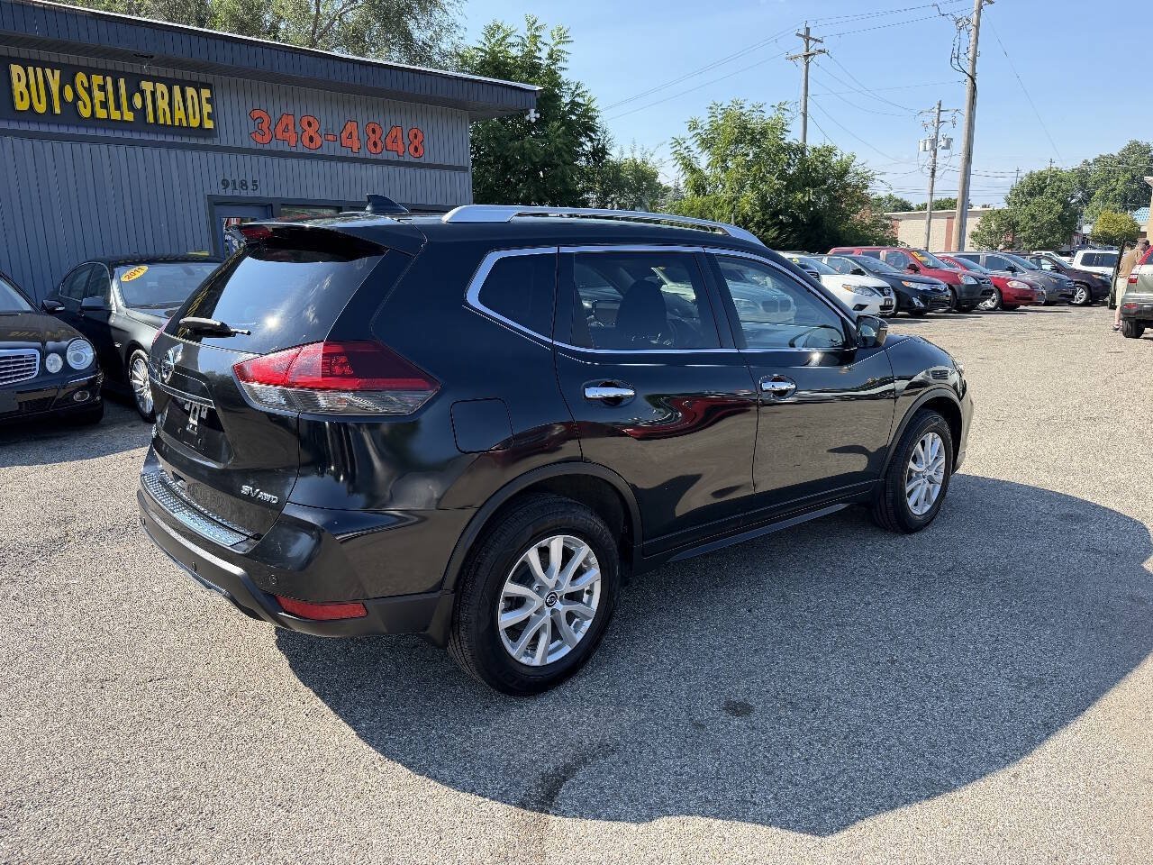 Used 2020 Nissan Rogue SV AWD/4WD image 5