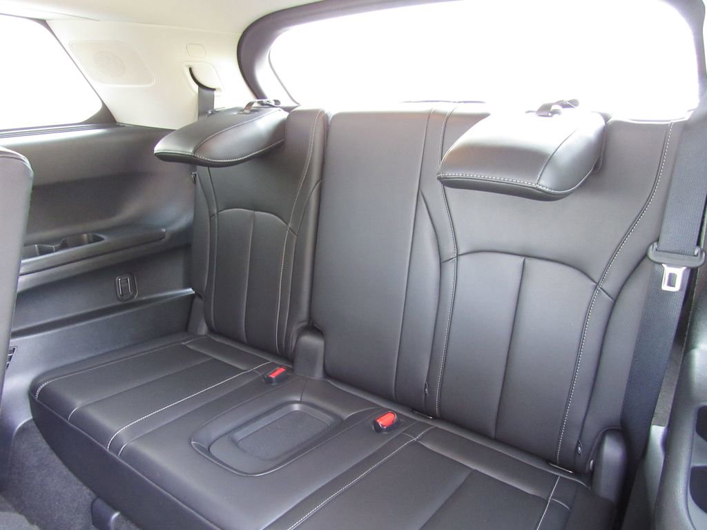 Used 2025 INFINITI QX60 Luxe image 17