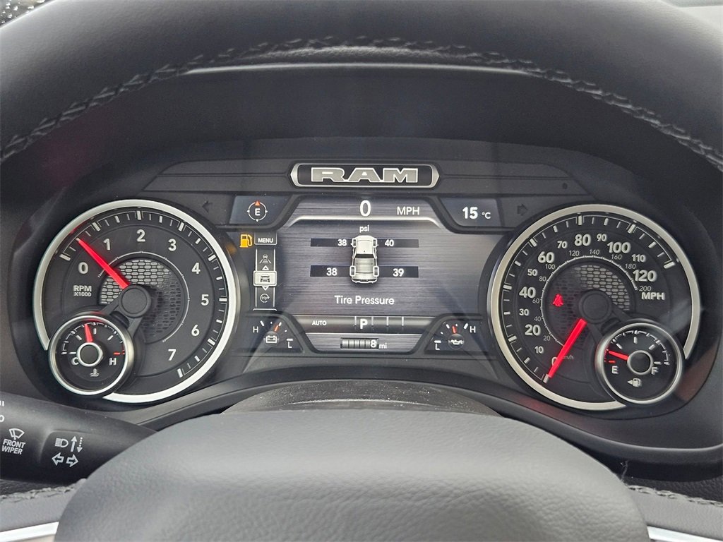 New 2026 RAM 1500 4x4 Crew Cab image 24