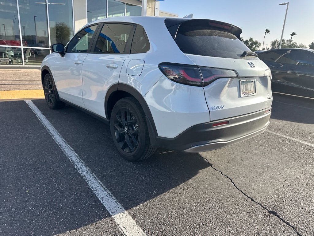 Used 2024 Honda HR-V Sport image 10