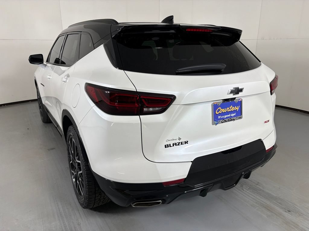 Certified 2023 Chevrolet Blazer RS w/ Driver Confidence II Package FWD image 7