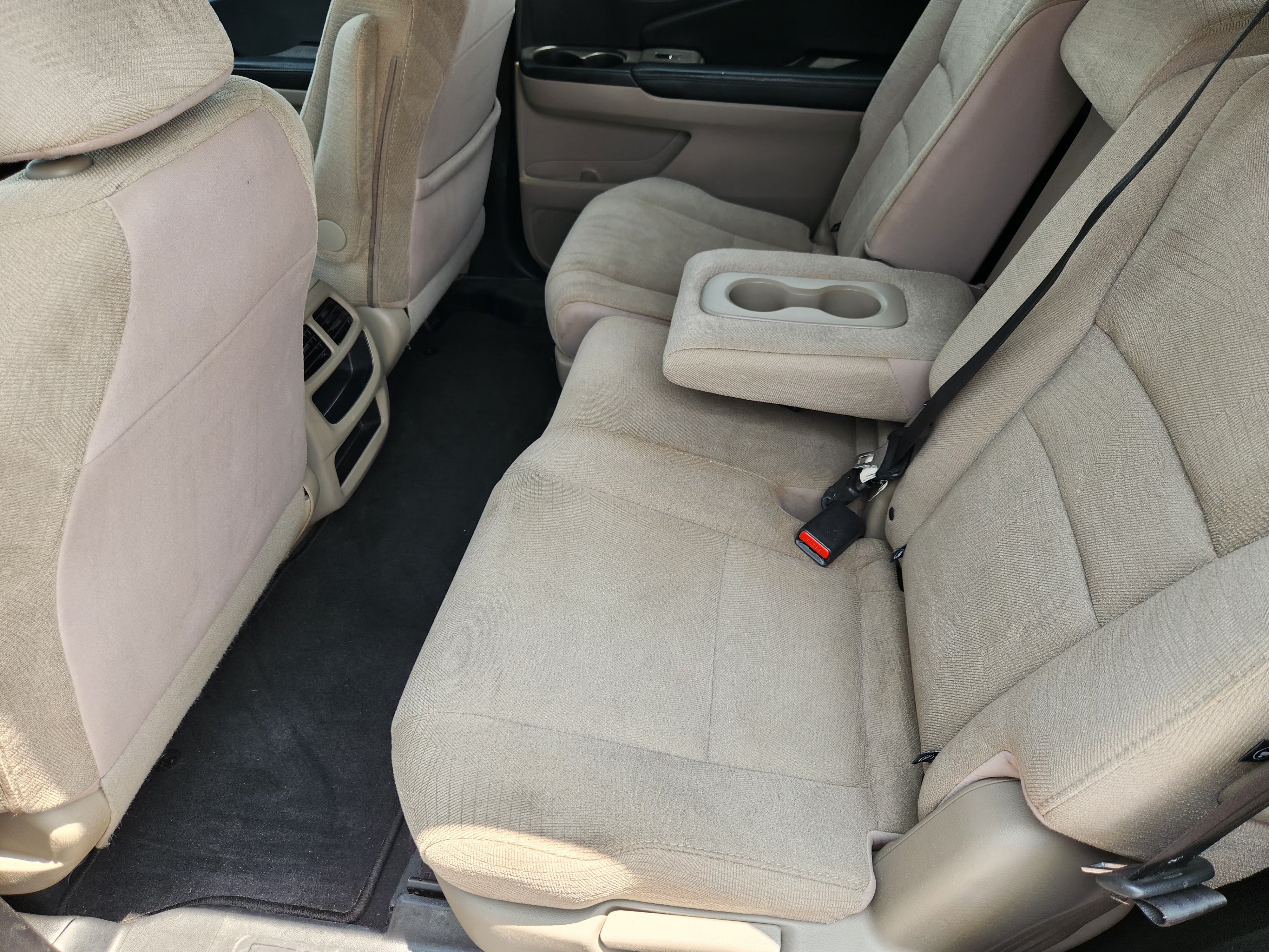 Used 2018 Honda Pilot LX image 28