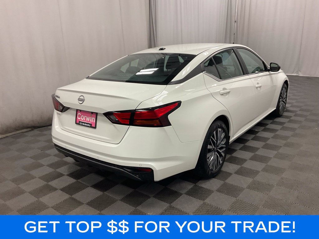 Used 2026 Nissan Altima 2.5 SV FWD image 3