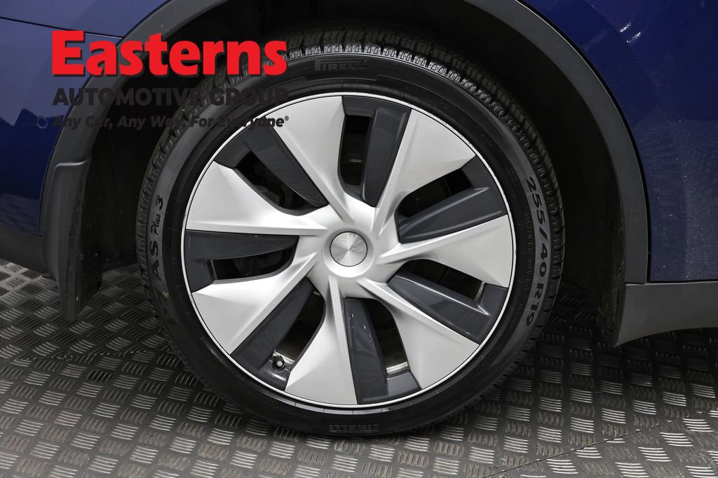 Used 2021 Tesla Model Y Long Range image 27