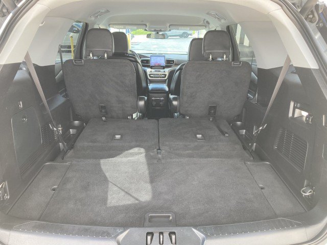 Certified 2020 Ford Explorer XLT w/ Equipment Group 202A AWD/4WD image 15