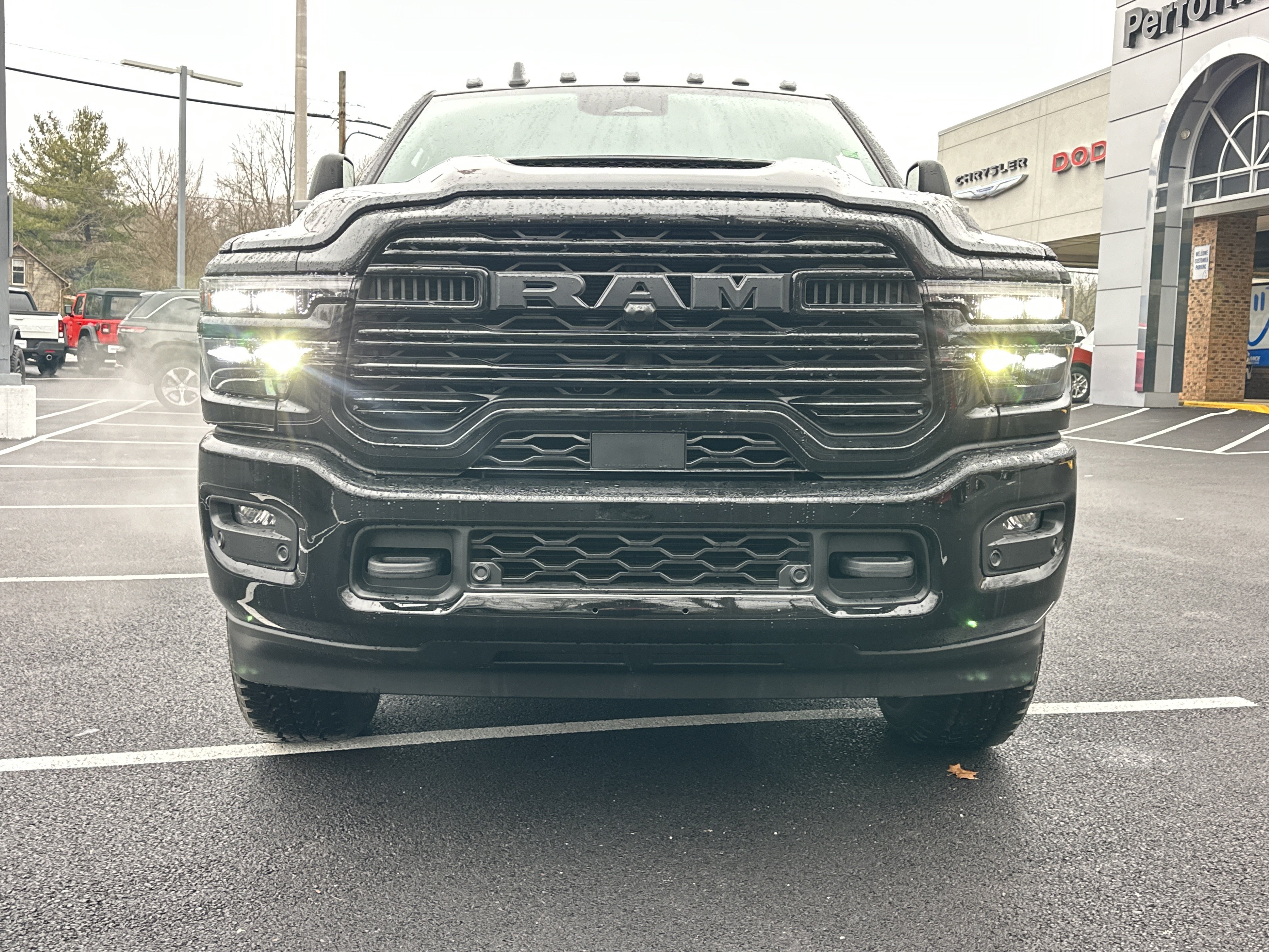 New 2026 RAM 2500 Laramie AWD/4WD image 22