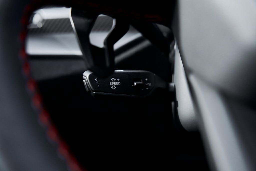 Used 2024 Lamborghini Urus Performante AWD/4WD image 68