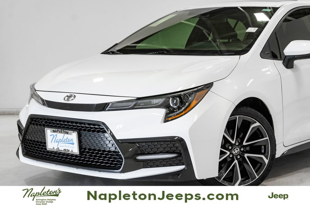 Used 2020 Toyota Corolla SE w/ SE Premium Package FWD image 1