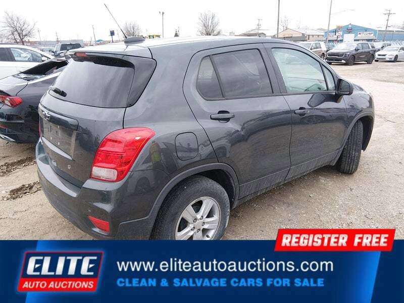 Used 2019 Chevrolet Trax LS w/ Tint and Cruise Package FWD image 7