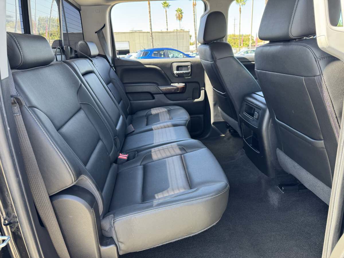 Used 2018 GMC Sierra 1500 SLT AWD/4WD image 17