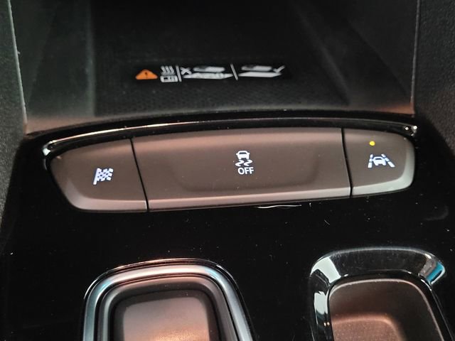 Used 2022 Chevrolet Bolt LT w/ Infotainment Package image 13