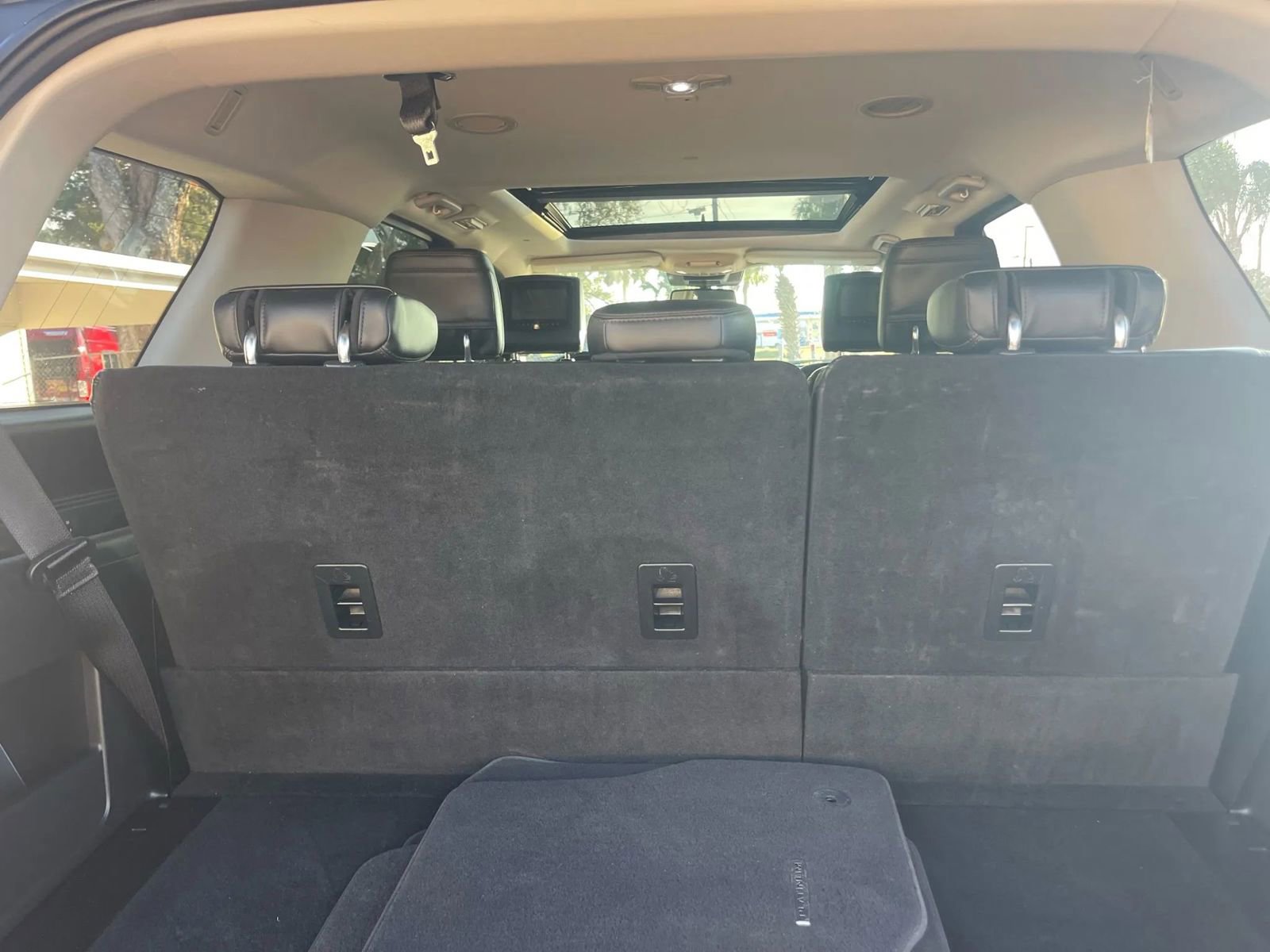 Used 2019 Ford Expedition Platinum image 13