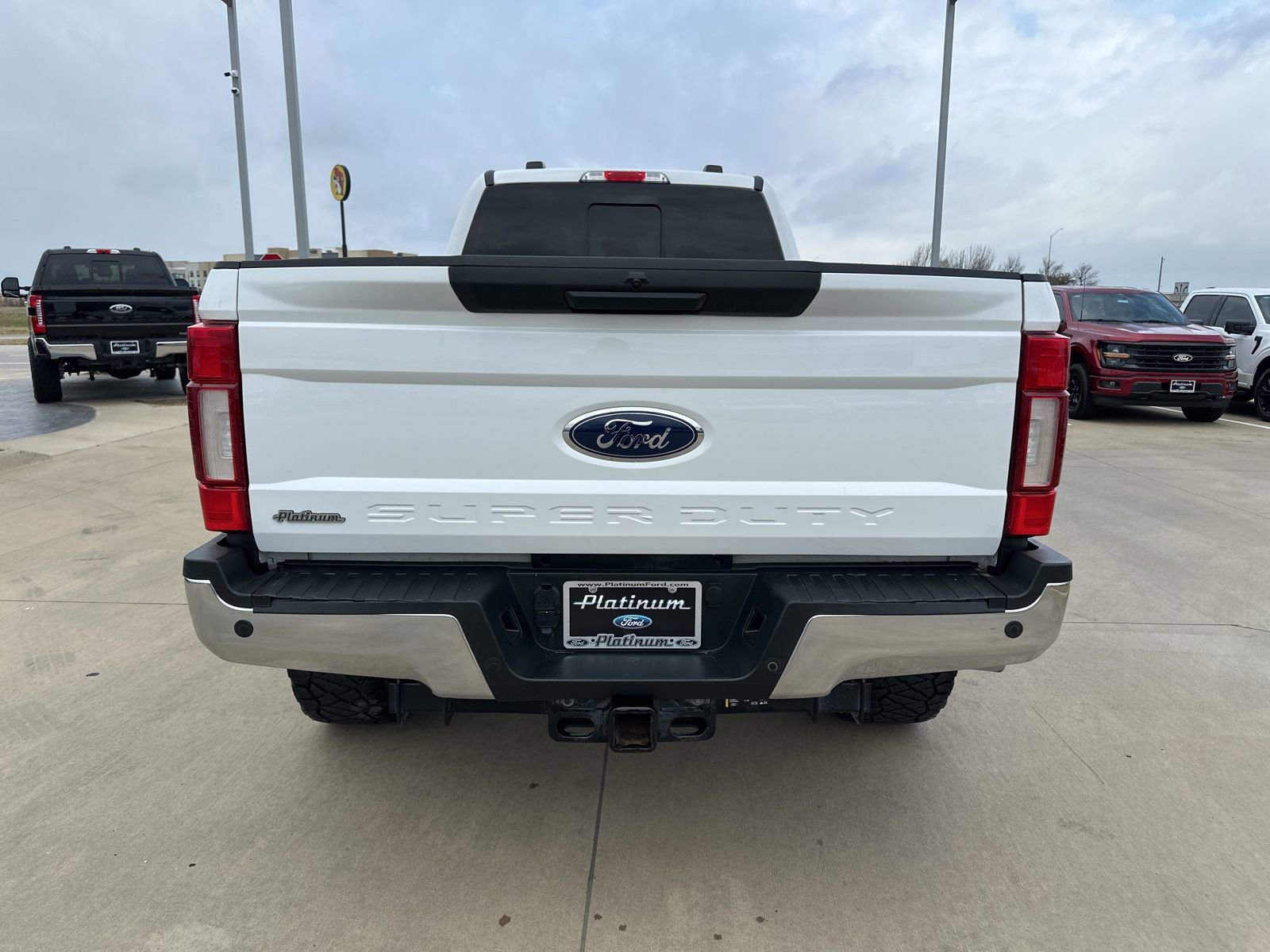 Used 2022 Ford F350 Lariat w/ Lariat Ultimate Package image 4