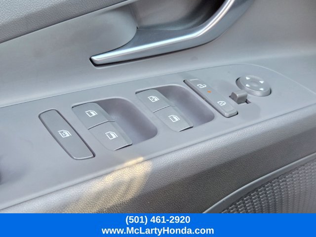 Used 2024 Hyundai Elantra SEL FWD image 32