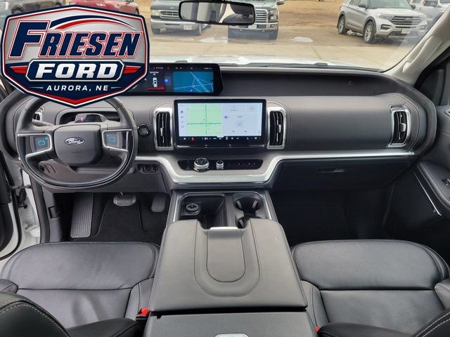 Used 2025 Ford Expedition Max Platinum AWD/4WD image 19