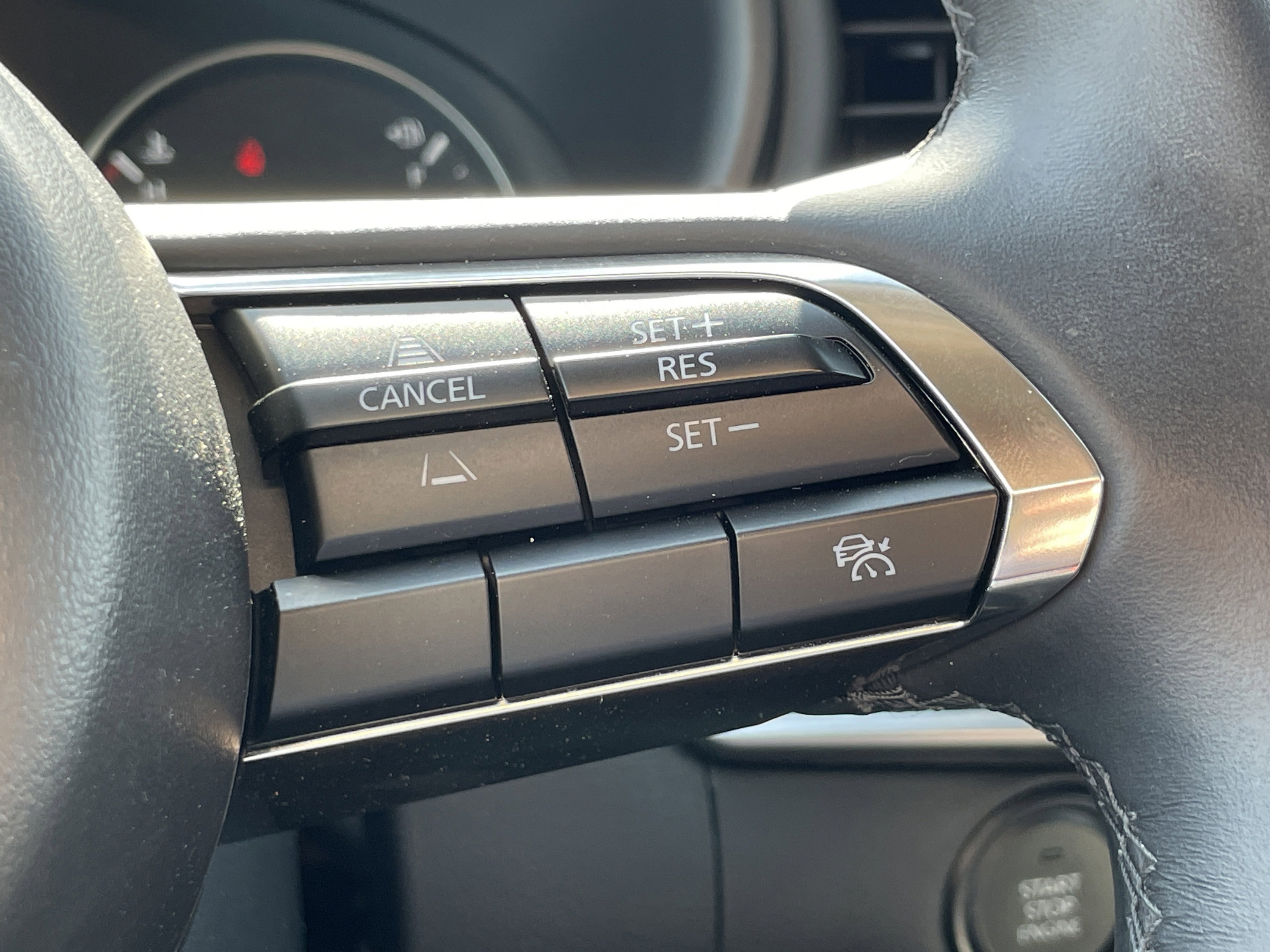 Used 2025 MAZDA CX-30 AWD 2.5 S w/ Select Sport Pkg image 14