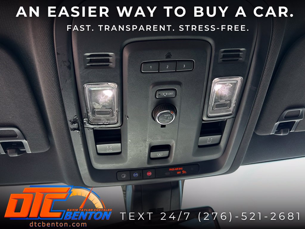 Used 2021 Chevrolet Suburban LT AWD/4WD image 26
