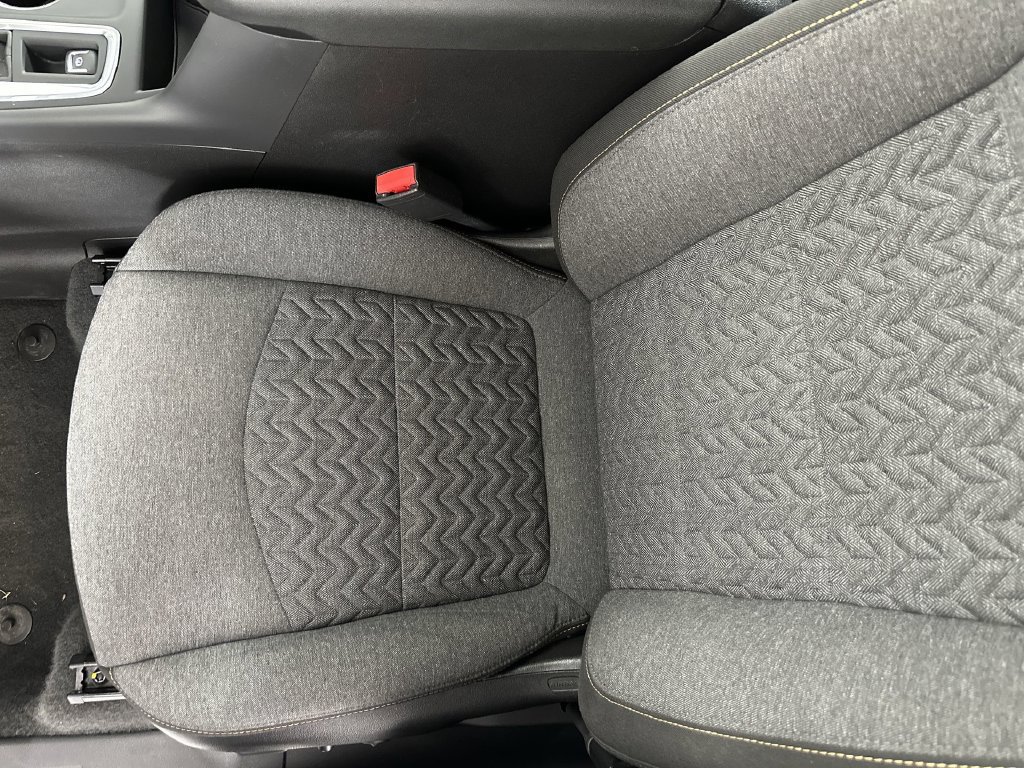 Certified 2024 Chevrolet Equinox LT FWD image 22