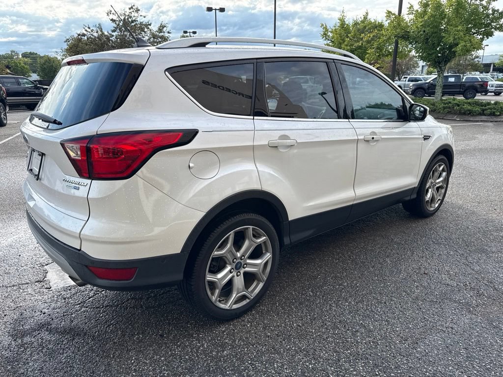 Used 2019 Ford Escape Titanium AWD/4WD image 12