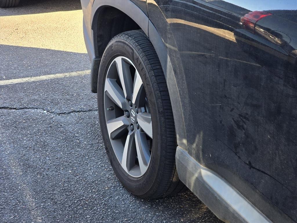 Used 2023 Honda Pilot Elite image 12