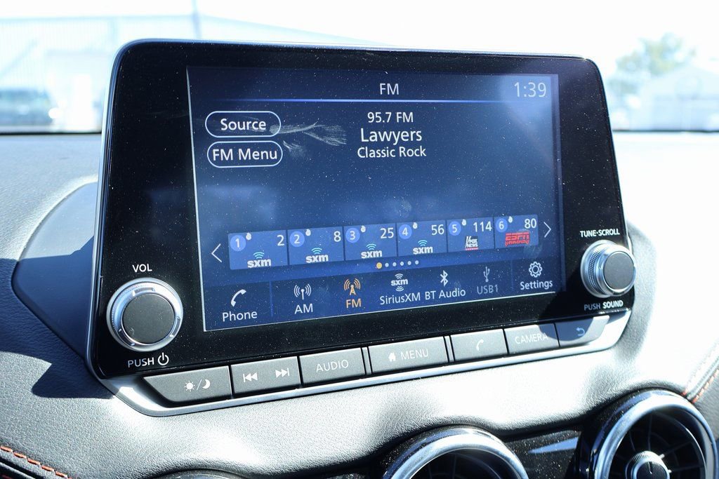 New 2025 Nissan Sentra SR image 3