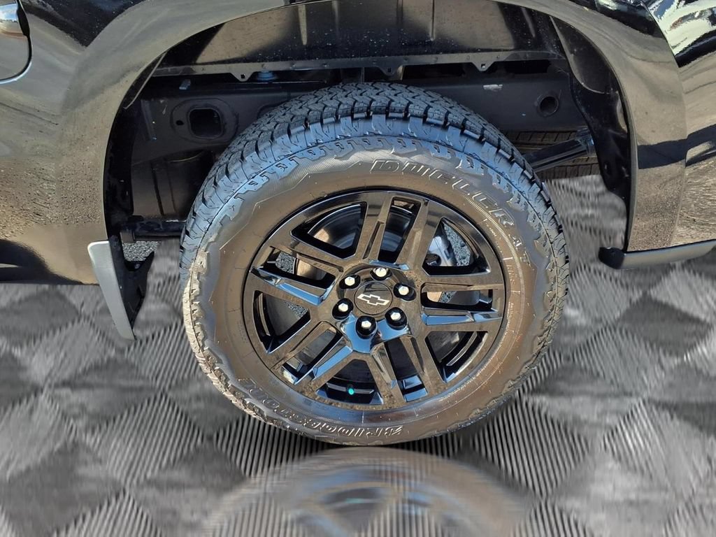Used 2026 Chevrolet Silverado 1500 RST w/ RST Select Package AWD/4WD image 25