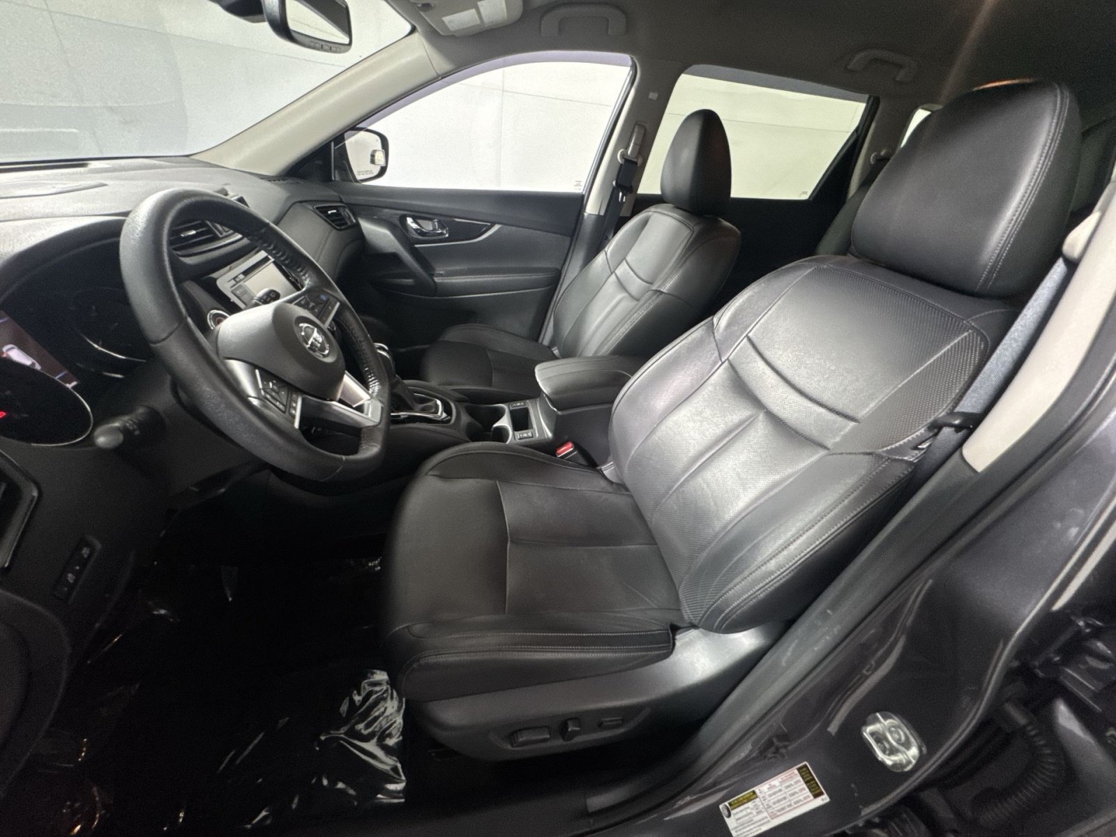 Used 2020 Nissan Rogue SL AWD/4WD image 13