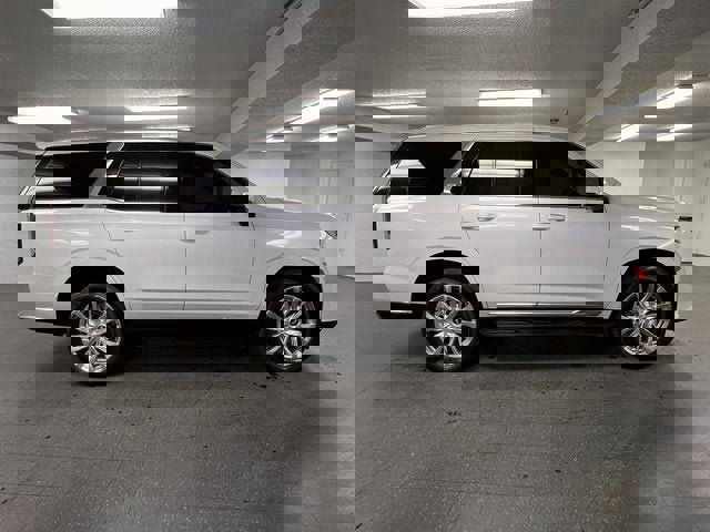 Certified 2023 Cadillac Escalade Premium Luxury image 6