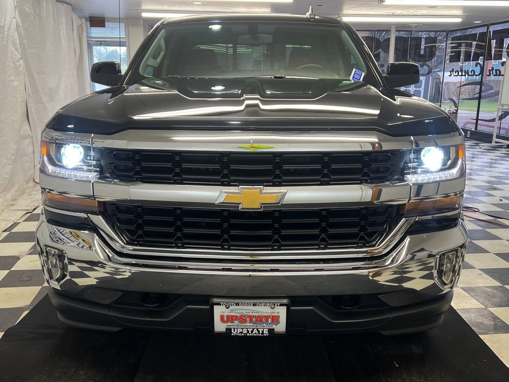 Used 2017 Chevrolet Silverado 1500 LT w/ All Star Edition AWD/4WD image 2