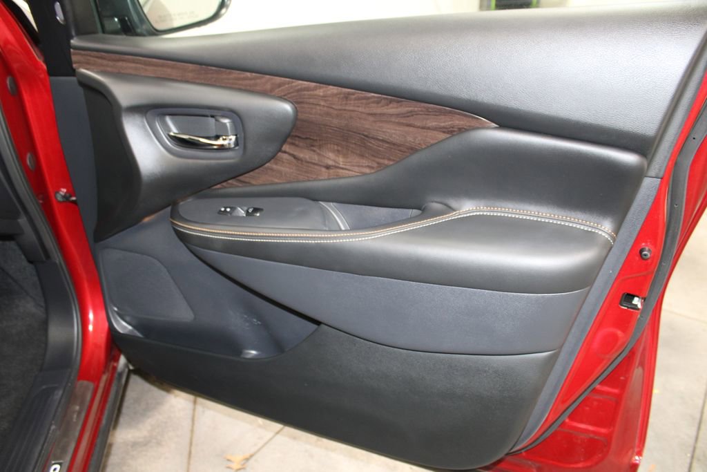 Used 2024 Nissan Murano Platinum w/ Cargo Package image 23