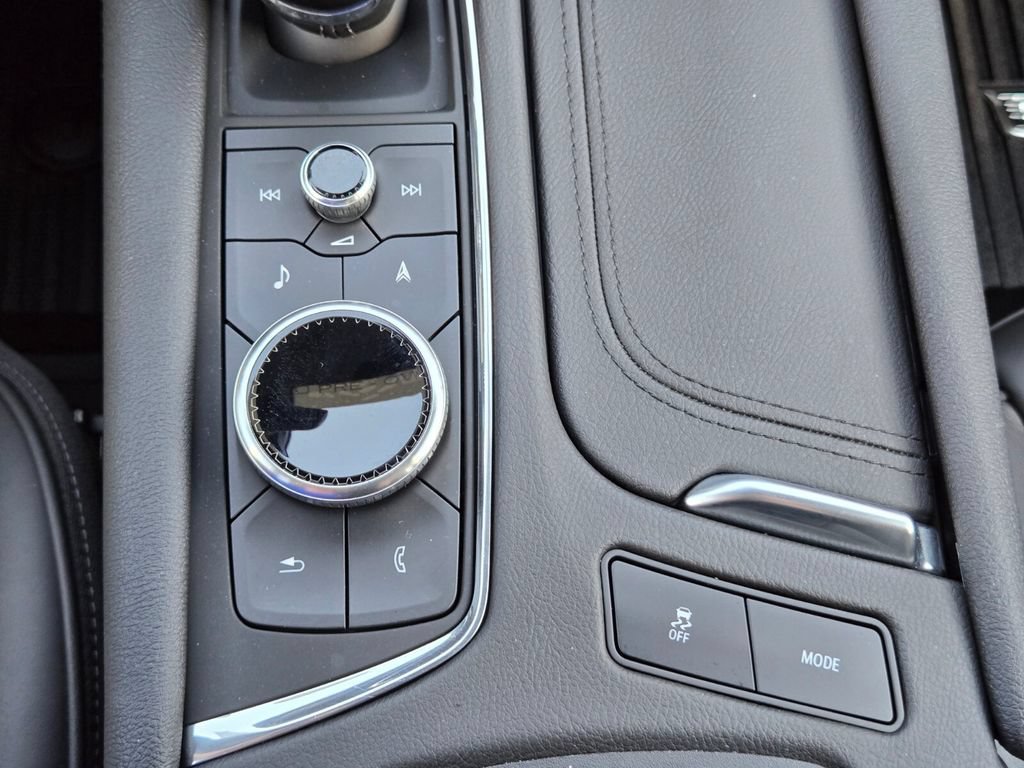 Used 2025 Cadillac XT6 Premium Luxury w/ Platinum Package AWD/4WD image 30