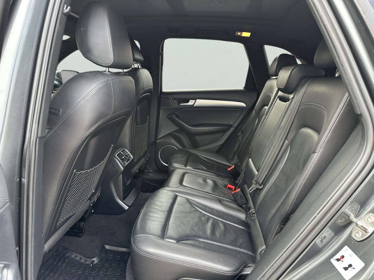 Used 2017 Audi Q5 2.0T Premium Plus w/ Technology Package AWD/4WD image 11