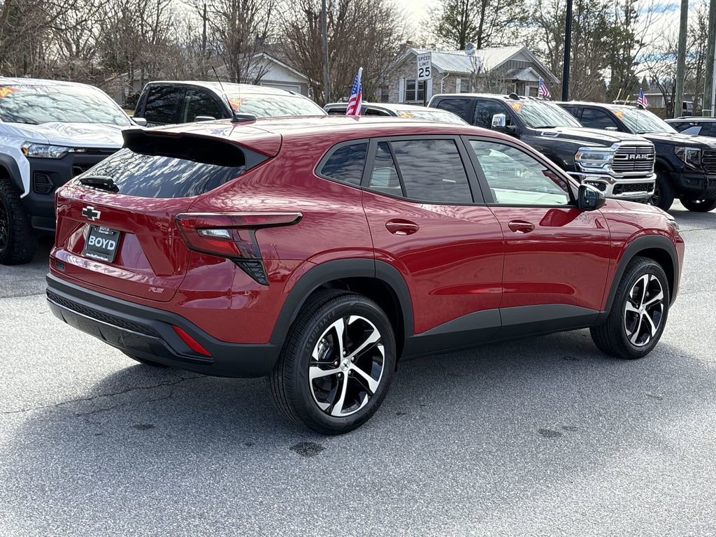 New 2026 Chevrolet Trax RS w/ Sunroof Package image 9