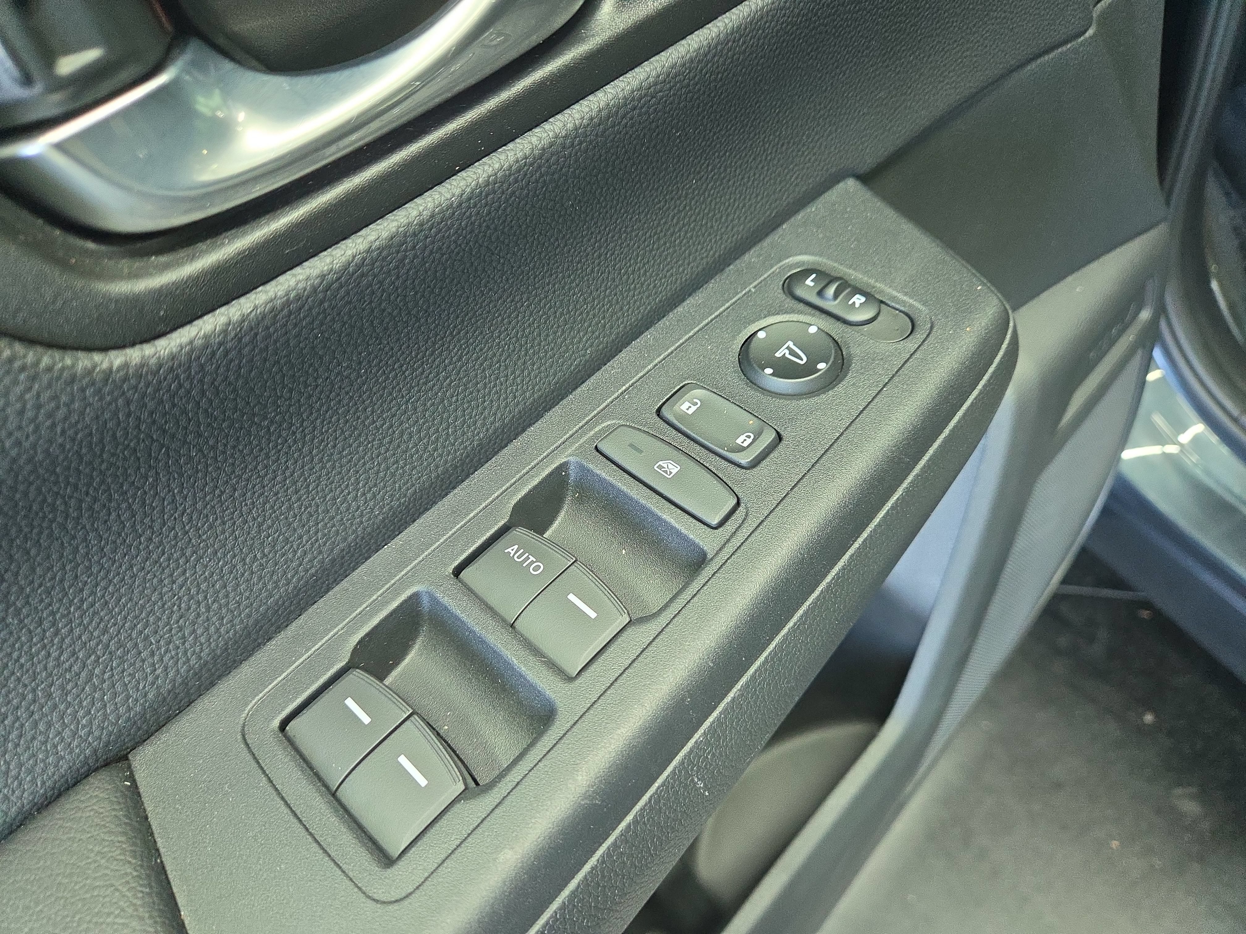Used 2026 Honda CR-V LX image 14