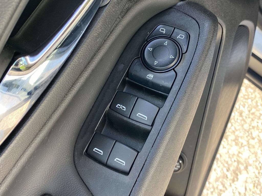 Used 2024 Chevrolet Equinox LT AWD/4WD image 16
