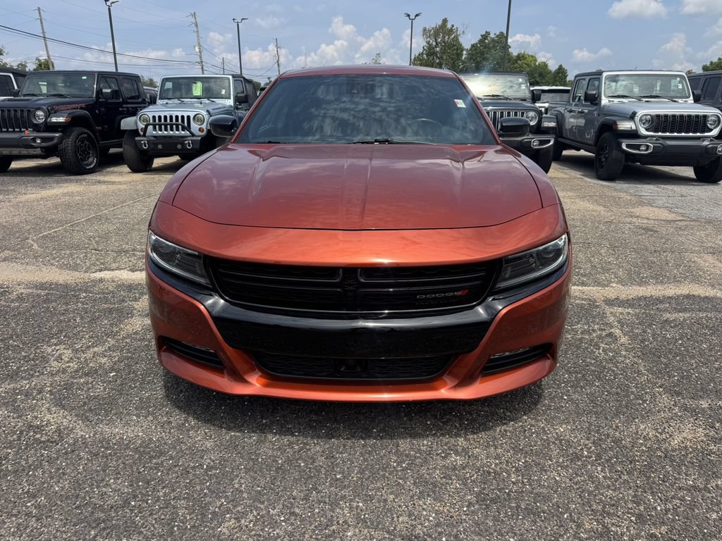 Used 2023 Dodge Charger SXT w/ Plus Group RWD image 2