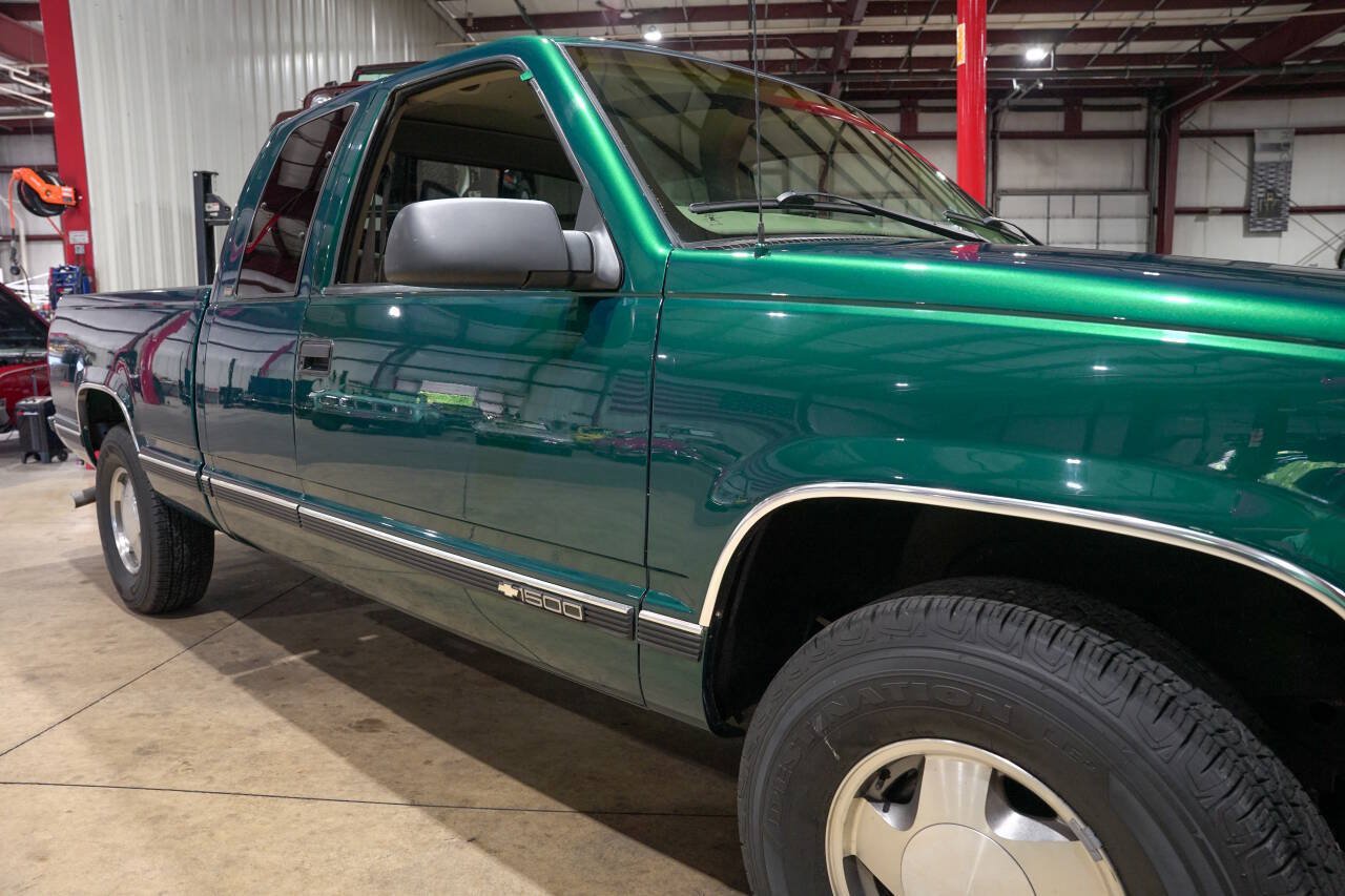 Used 1997 Chevrolet Silverado 1500 4x4 Extended Cab image 33