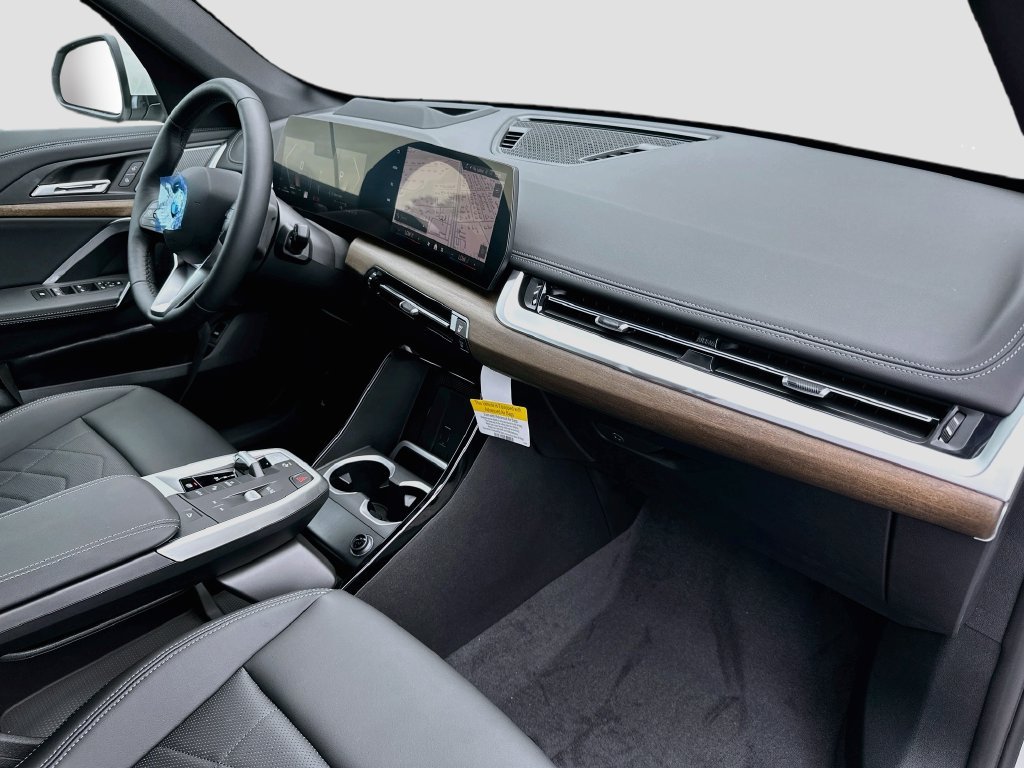 New 2027 BMW X1 xDrive28i AWD/4WD image 32