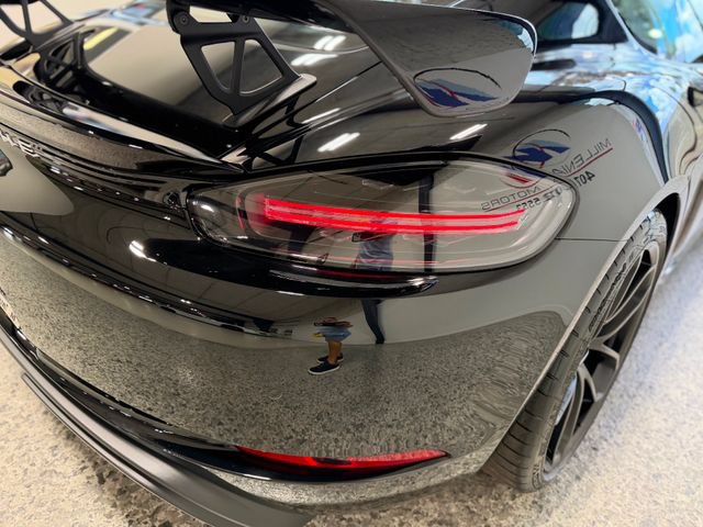 Used 2020 Porsche 718 Cayman GT4 RWD image 48