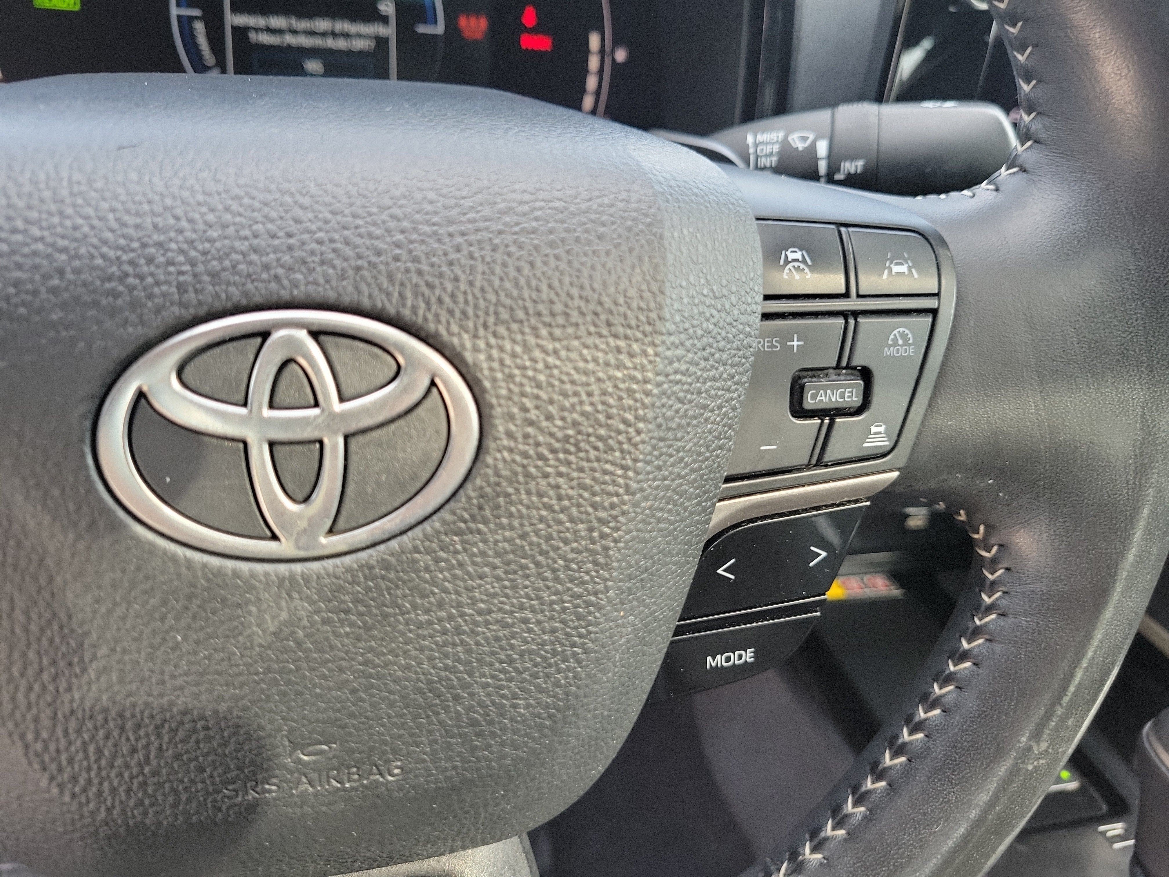 Used 2025 Toyota Camry SE w/ Multimedia Upgrade Package FWD image 28