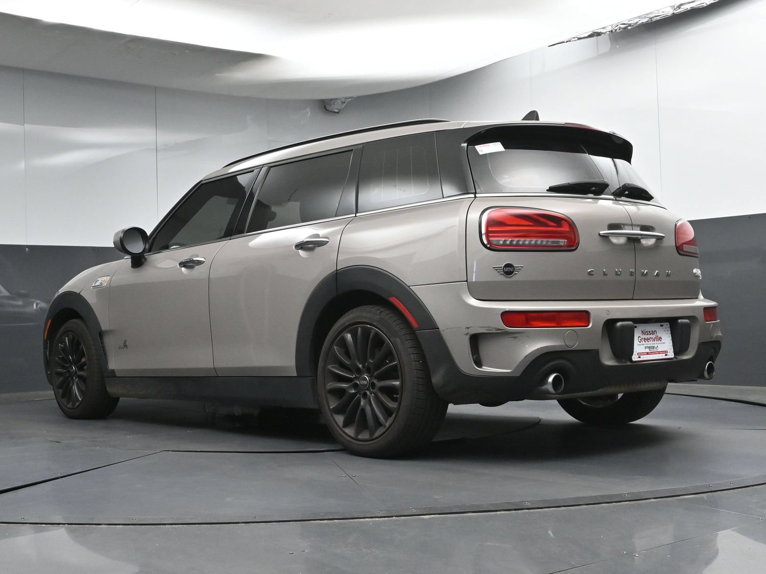 Used 2022 MINI Cooper Clubman S AWD/4WD image 29