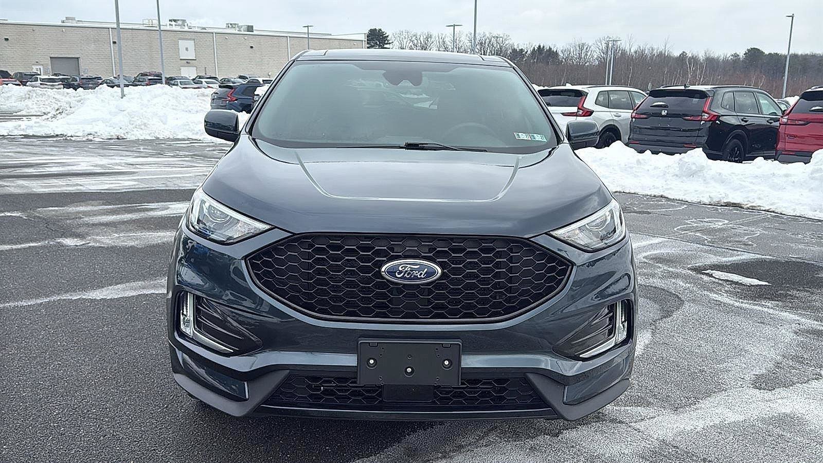 Used 2024 Ford Edge ST-Line w/ Cargo Accessory Package AWD/4WD image 16