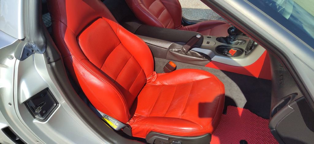 Used 2005 Chevrolet Corvette Coupe w/ Preferred Equipment Group image 31