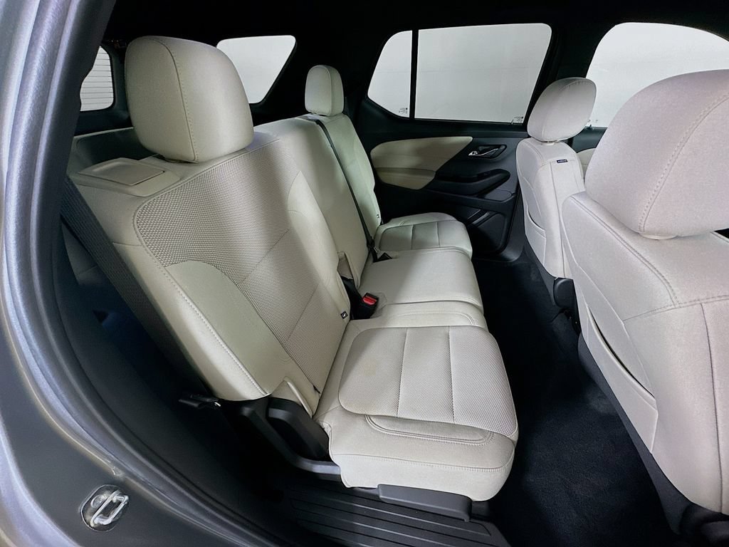 Used 2023 Chevrolet Traverse LS w/ Safety Package FWD image 34