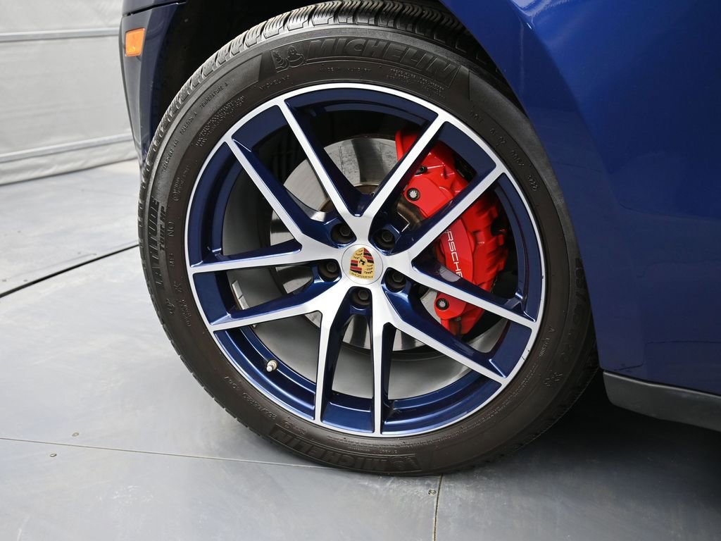 Certified 2023 Porsche Macan S image 13