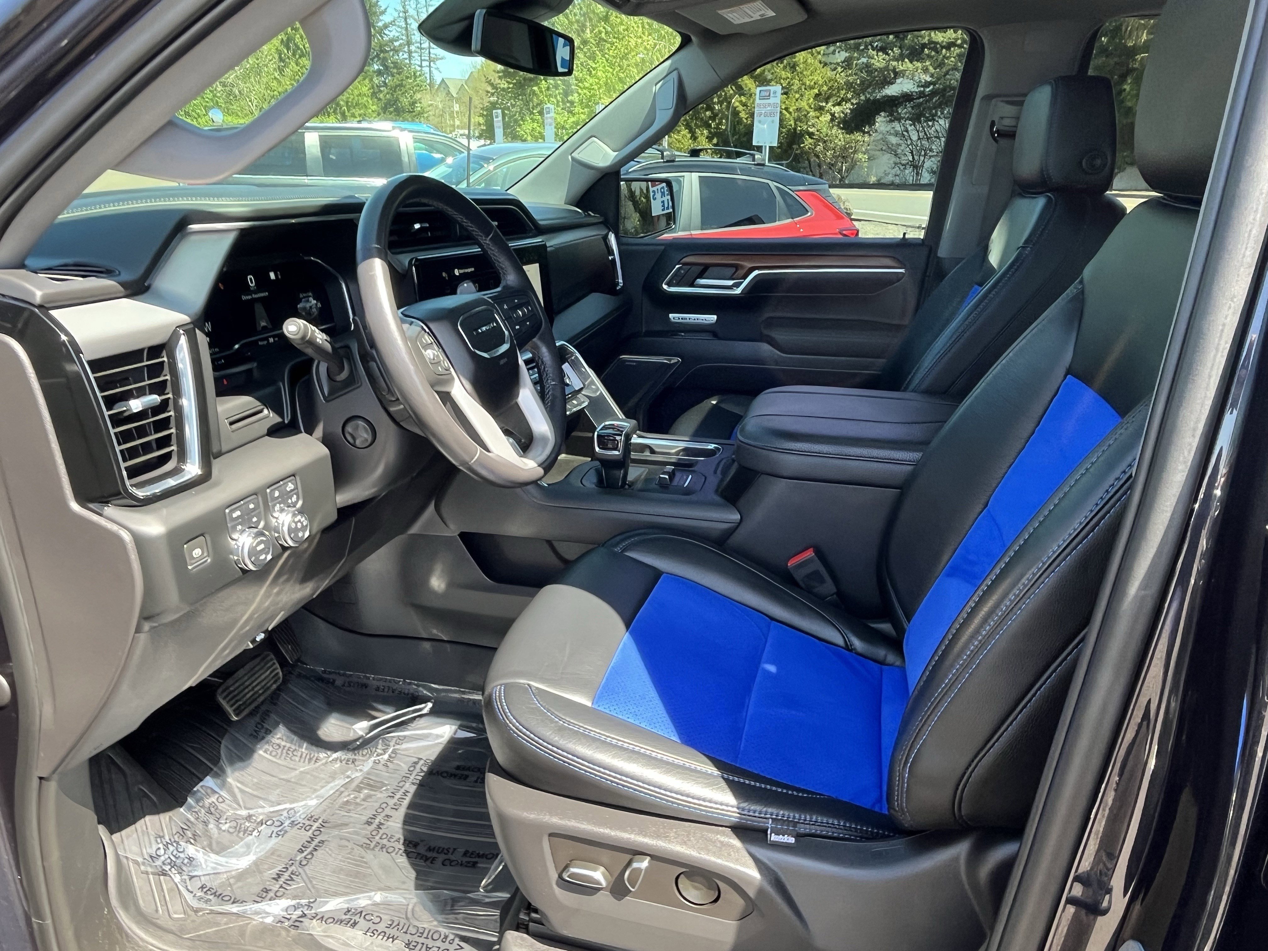 Used 2023 GMC Sierra 1500 Denali AWD/4WD image 9