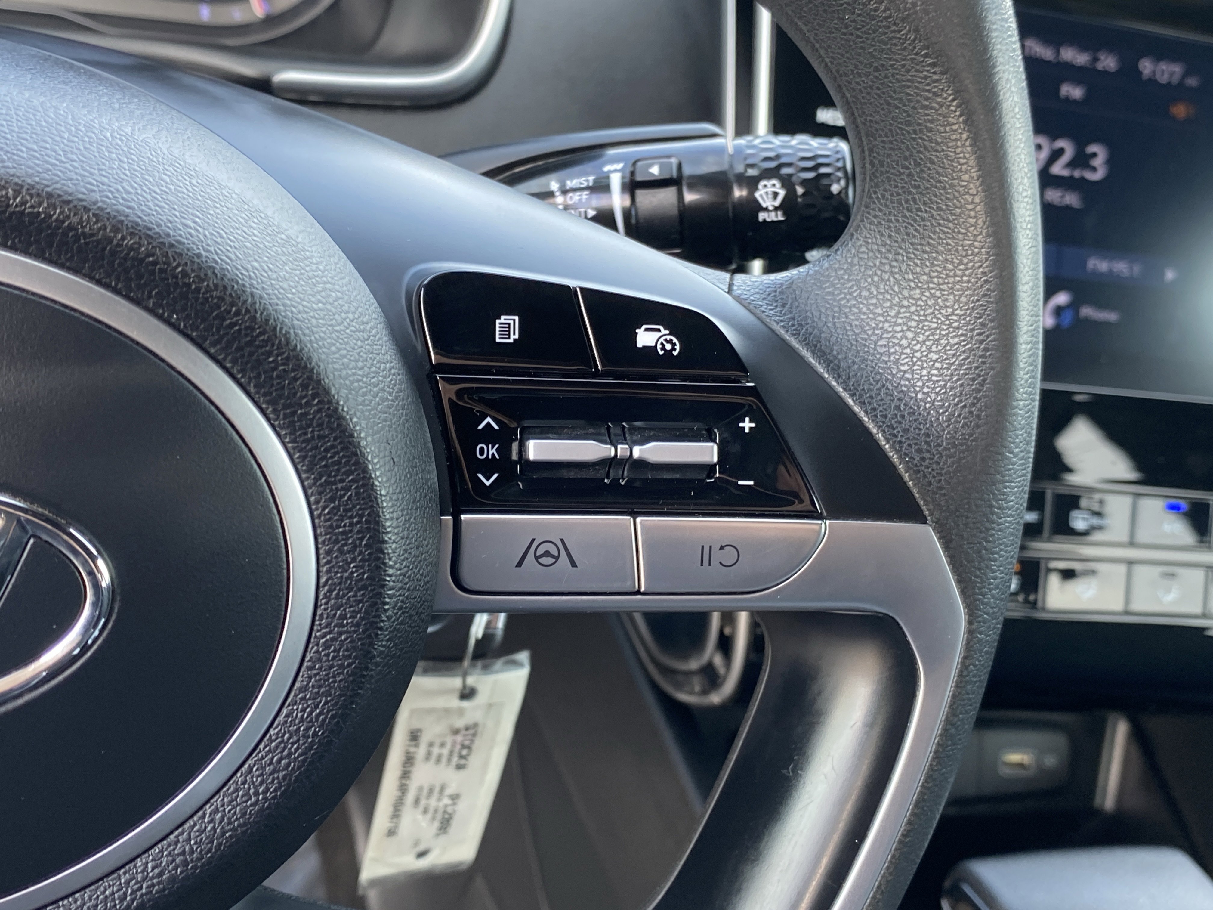 Used 2023 Hyundai Santa Cruz SE image 25