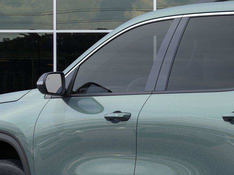 New 2027 Chevrolet Traverse LT FWD image 12
