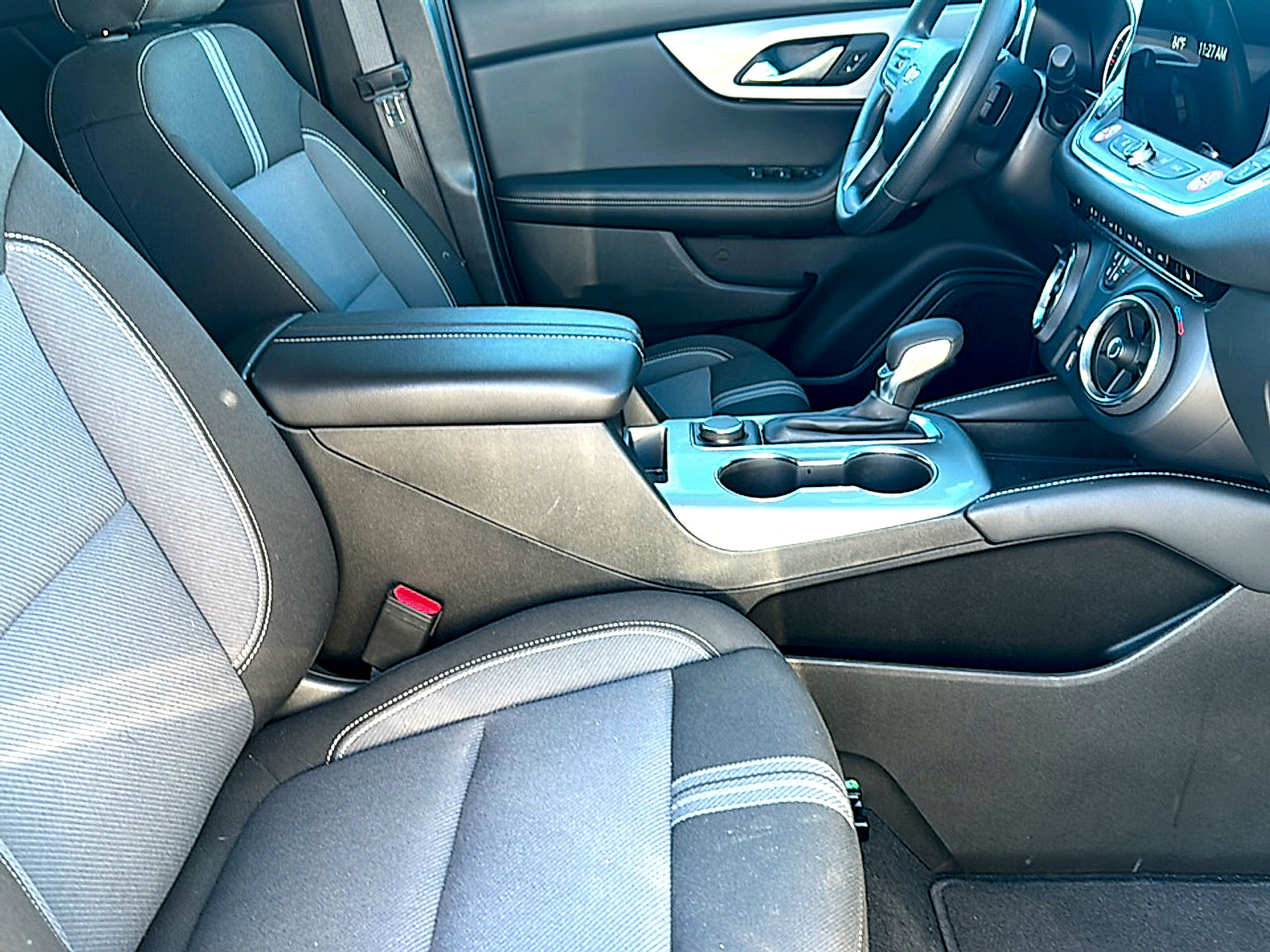 Used 2025 Chevrolet Blazer LT image 23